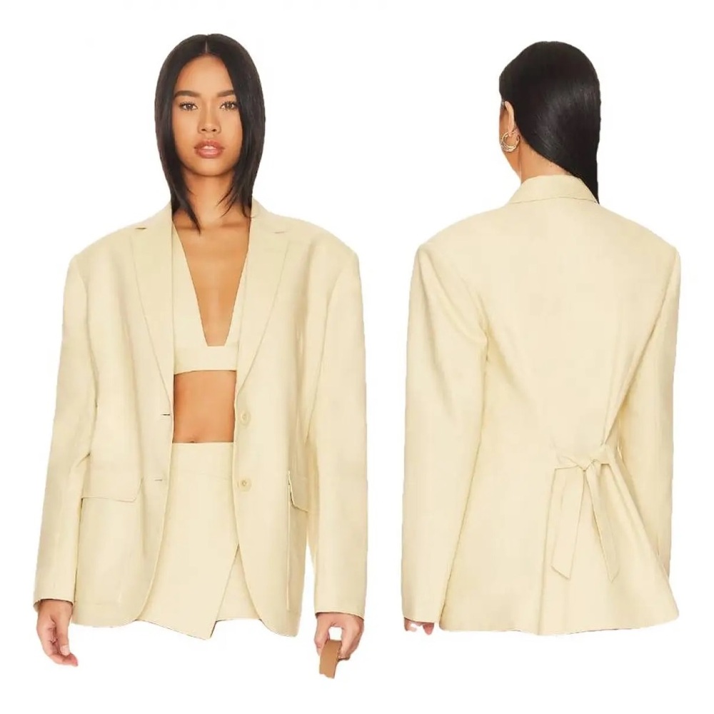 L’ACADEMIE | Stretch Linen Boyfriend Blazer in Linen Beige | REVOLVE
